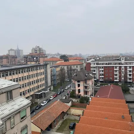 Skyline Apartament Novara