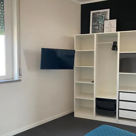 Skyline Apartament *