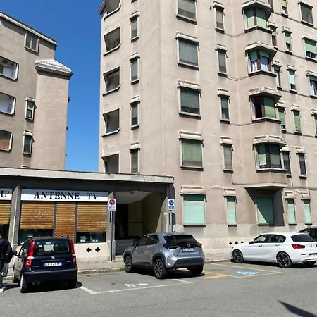 Apartament Skyline *