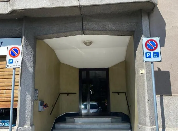 Skyline Apartament *